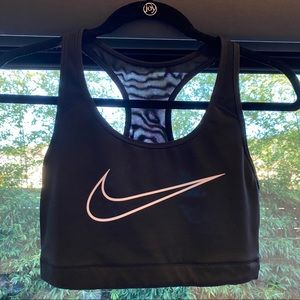NIKE sports bra | dri-fit, medium support